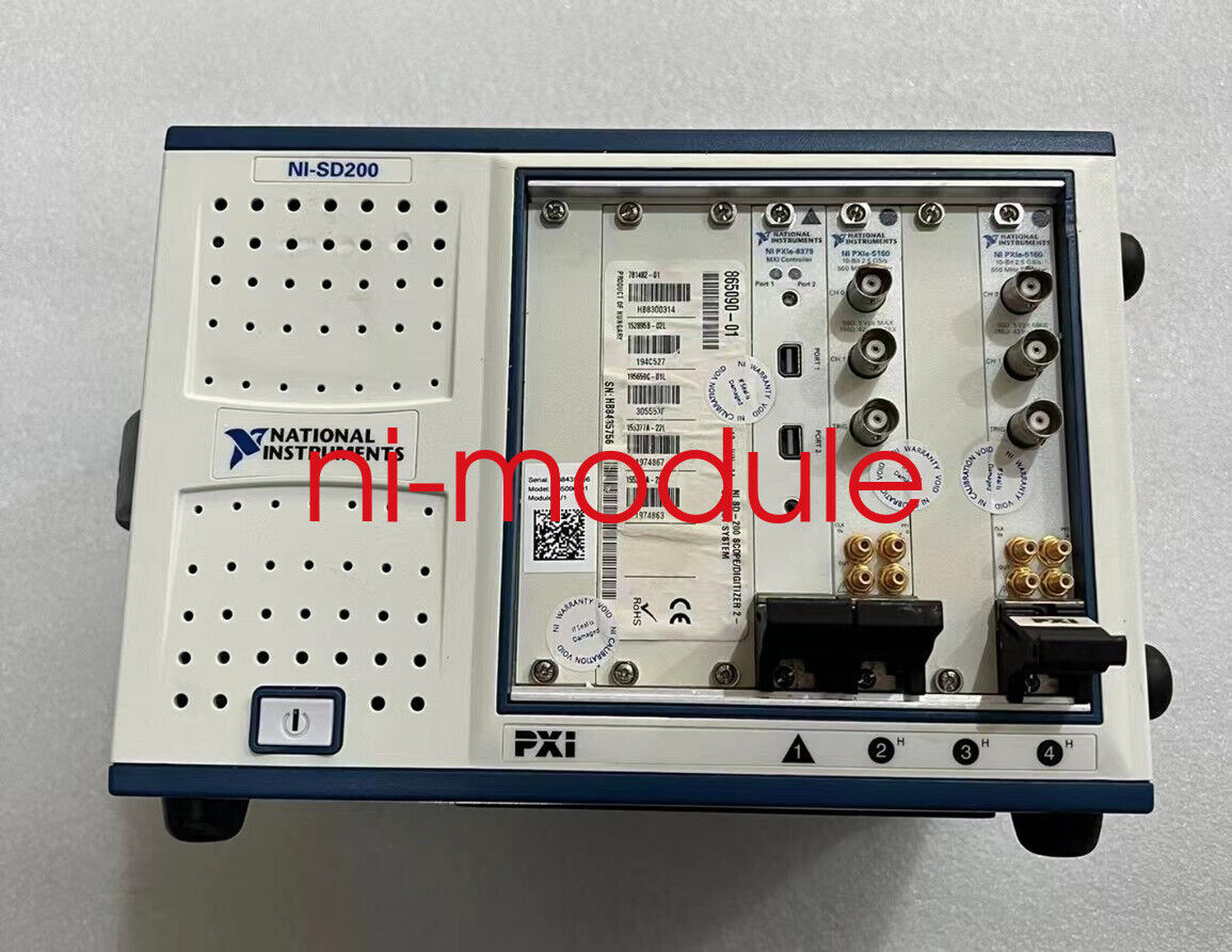 National Instruments  NI-SD200 PXIE-1071 No module, empty chassis