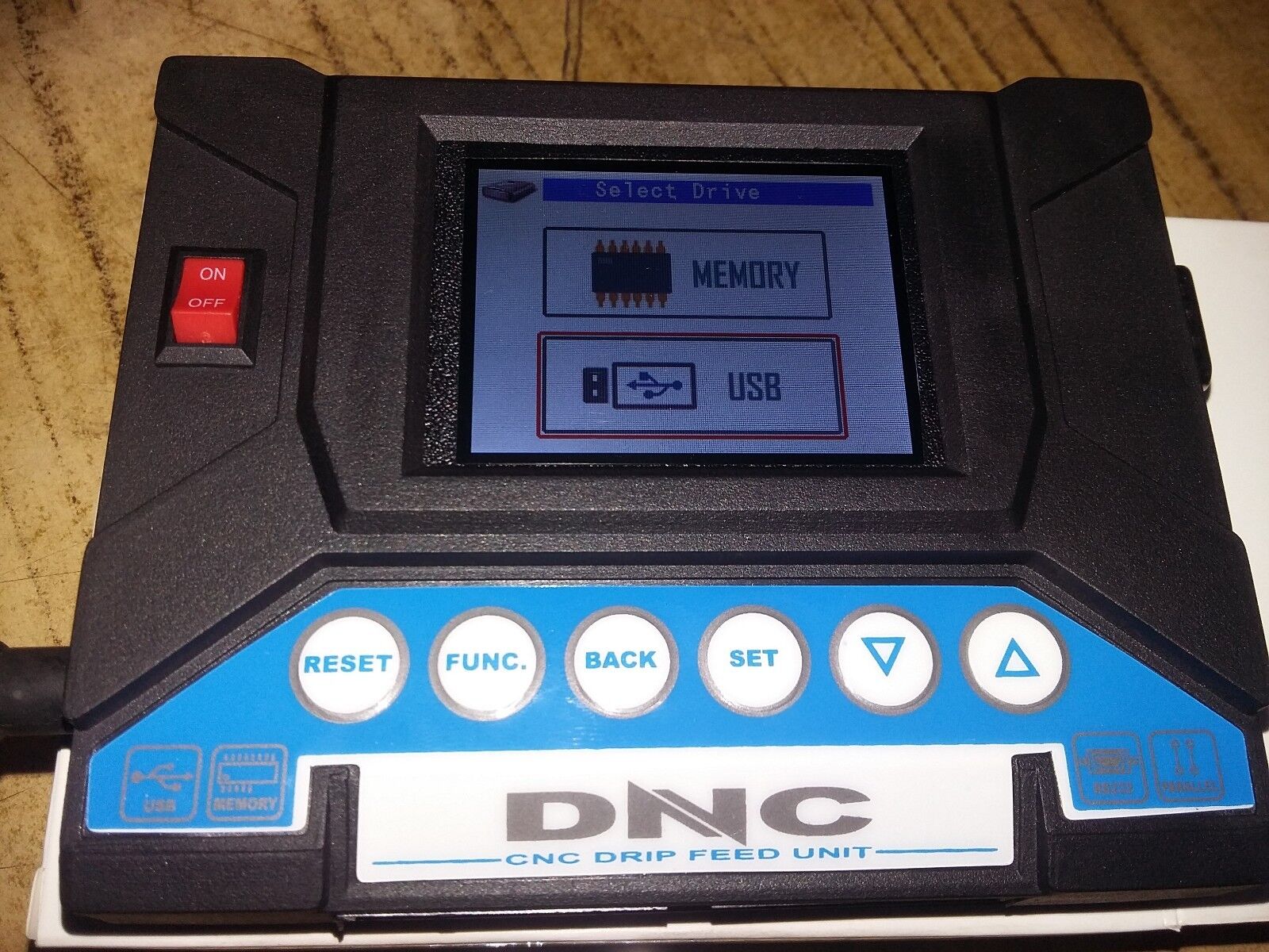  DNC-TITAN. RS 232 To USB Reader Drip Feeder.