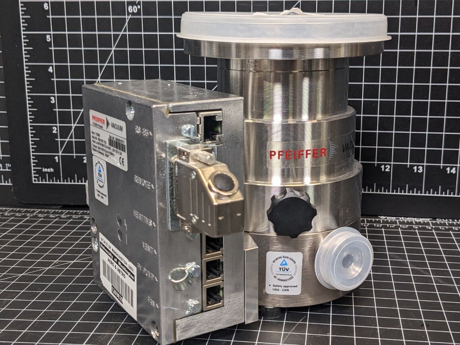 Pfeiffer Vacuum TMU 071-003 Y P Turbo Pump TC600 Controller lab turbomolecular