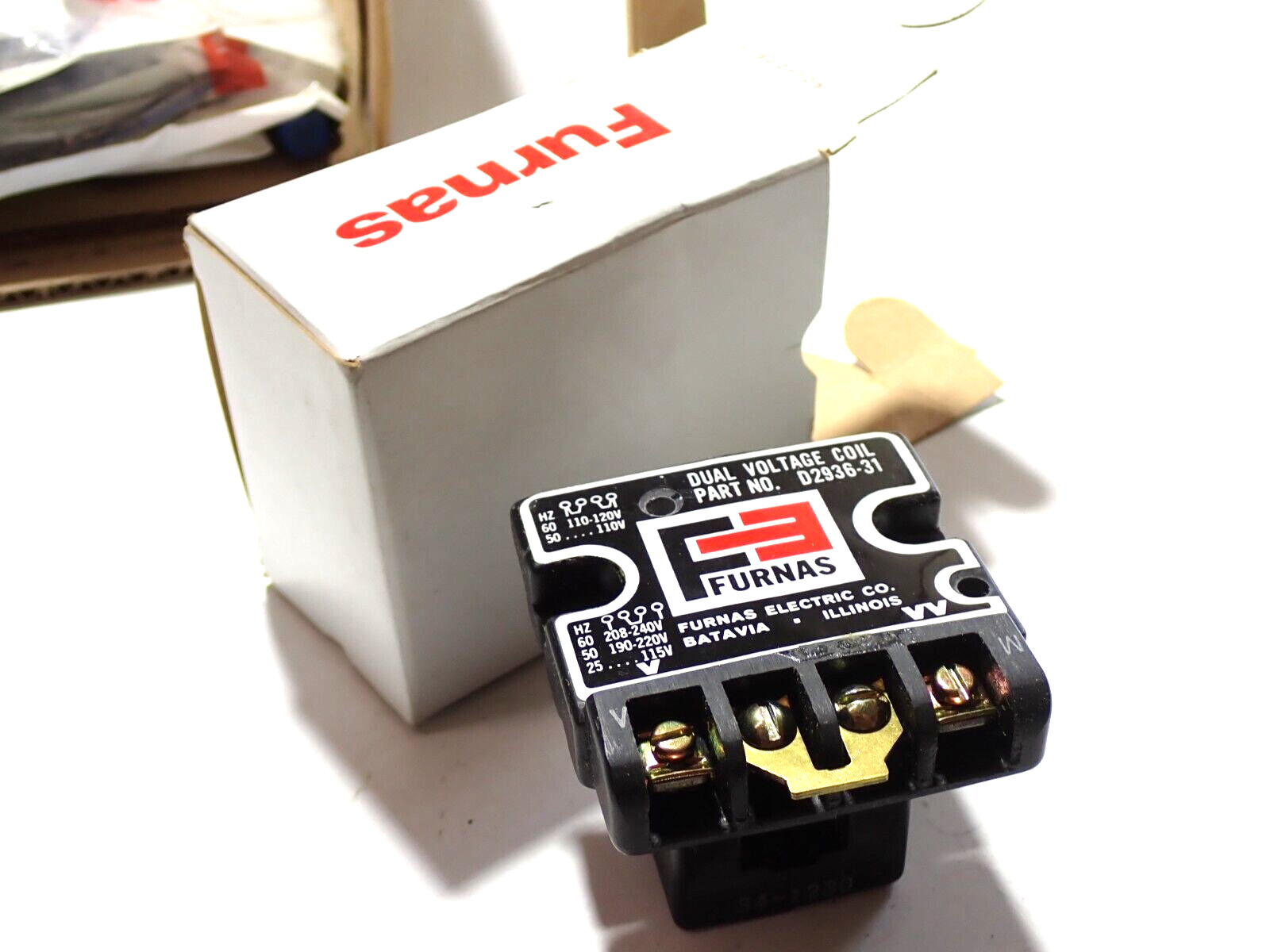 NEW IN BOX FURNAS COIL D02936031