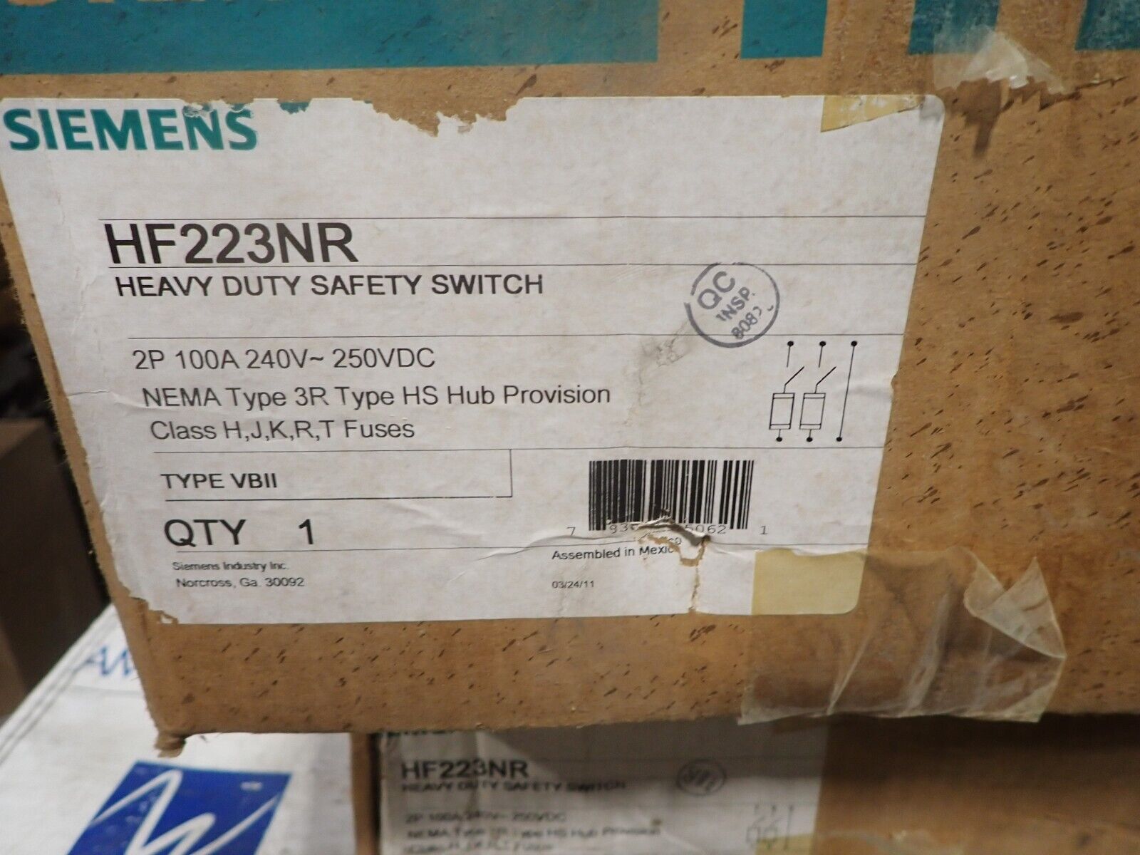 New Siemens HF223NR 100 amp 2P 240 volt Fusible Outdoor 3R Disconnect