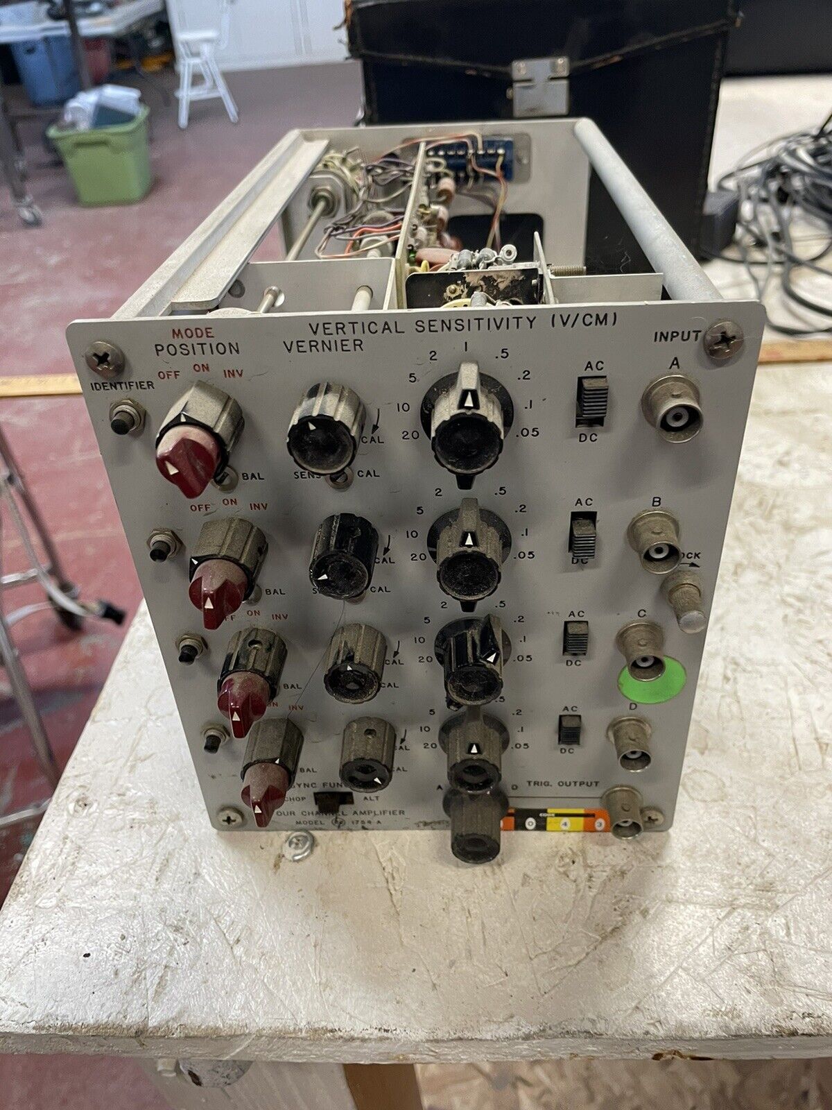 Vintage HP Model 1754A- 4 Channel Amplifier