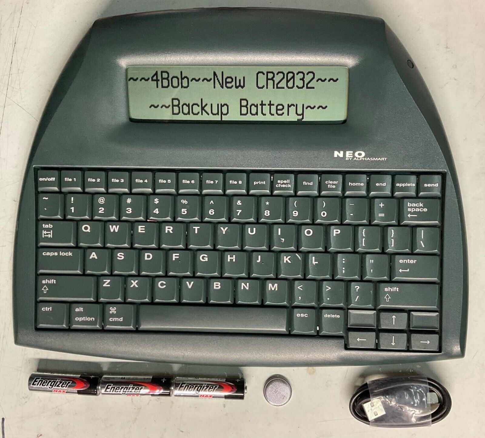 AlphaSmart NEO TESTED ✅CR2032 REPLACED✅ Word Processor NEW BATTERIES USB CABLE